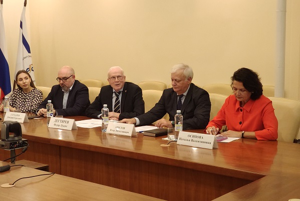 Руководство ЮУТПП.jpg Руководство ЮУТПП.jpg